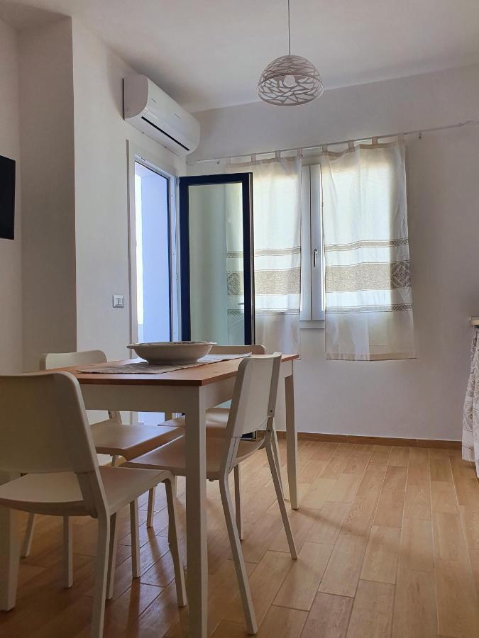 Sky And Sea Apartment Calasetta Buitenkant foto
